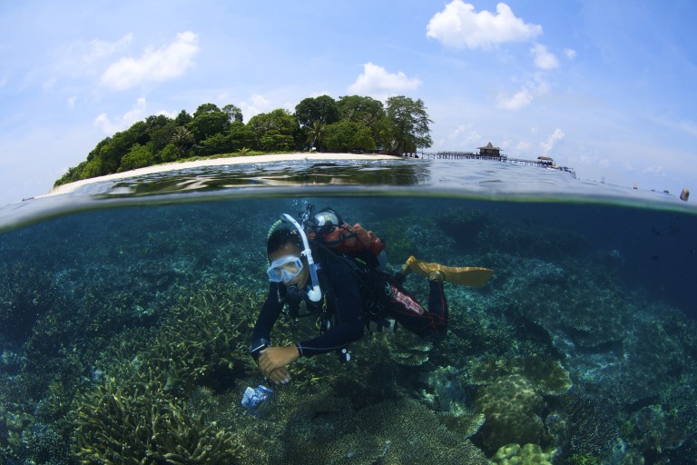 Seaya Holidays - Sabah Borneo Malaysia Divers - Travel Inspiration